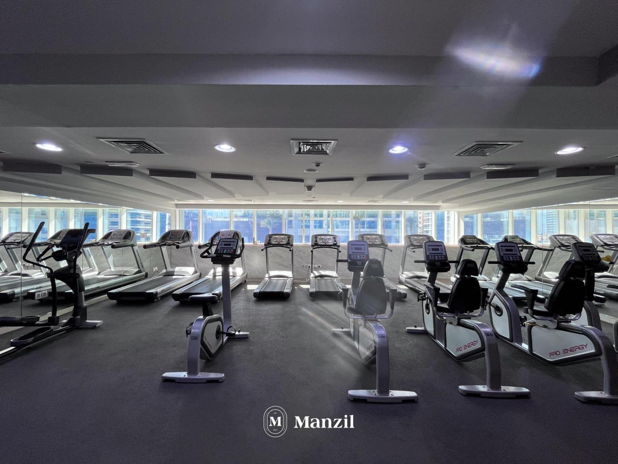 Luxury 1br In Marina High-rise Living With Views Apartment *